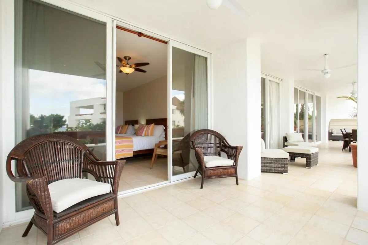 Apartamento Spacious Beachfront Condo At Reef Cozumel México